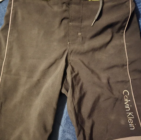 Lot Of Mens Swim Trunks - Picture 13 of 14